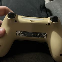gold ps4 controller 