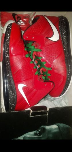 Nike Lebron 8 Christmas colorway size 9.5 (Limited Edition)