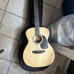 Savannah Guitar 