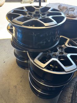 Ford Bronco Outer Banks 18” OEM Wheels – Set of 5