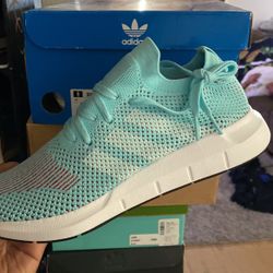 Adidas Womens Shoes Size 10 