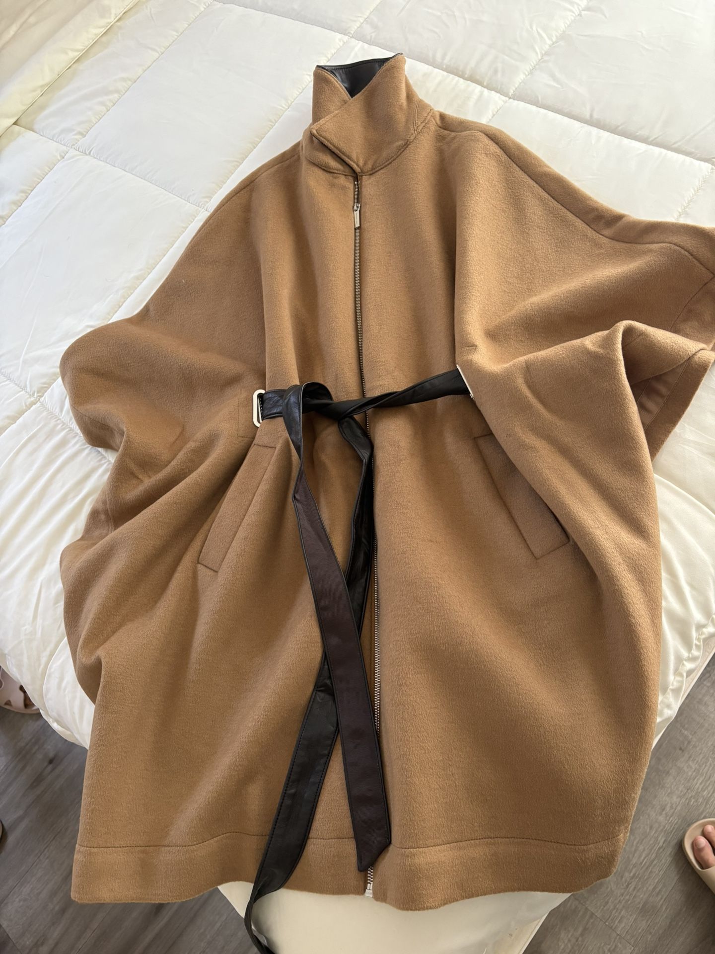 Women's Elegant Lapel Collar Wool Blend Bow-Tie Poncho Cape Jacket with Belt