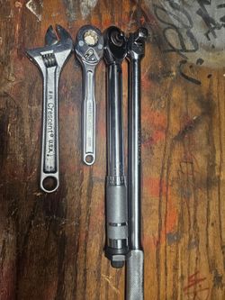 Torque wrench