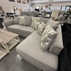 2 PC SECTIONAL 