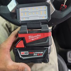 Milwaukee M18 Rover Light 