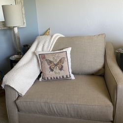 Like NEW CHAIR and Half