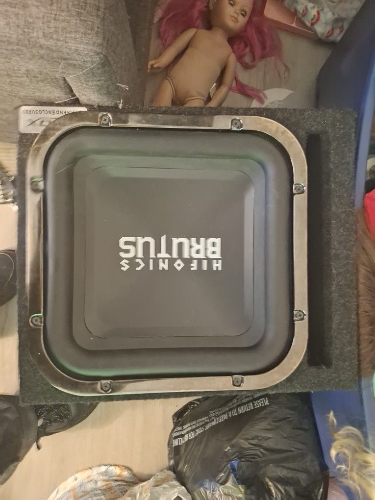 Hifonics Brutus Squate 12 Subwoofer and Ported Atrend B Box With Skar Rp 2000.1d Amp