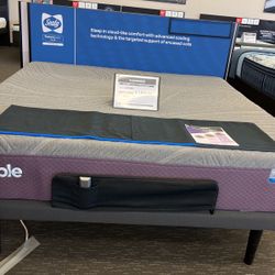 Mattress Firm Floor Model Sale 