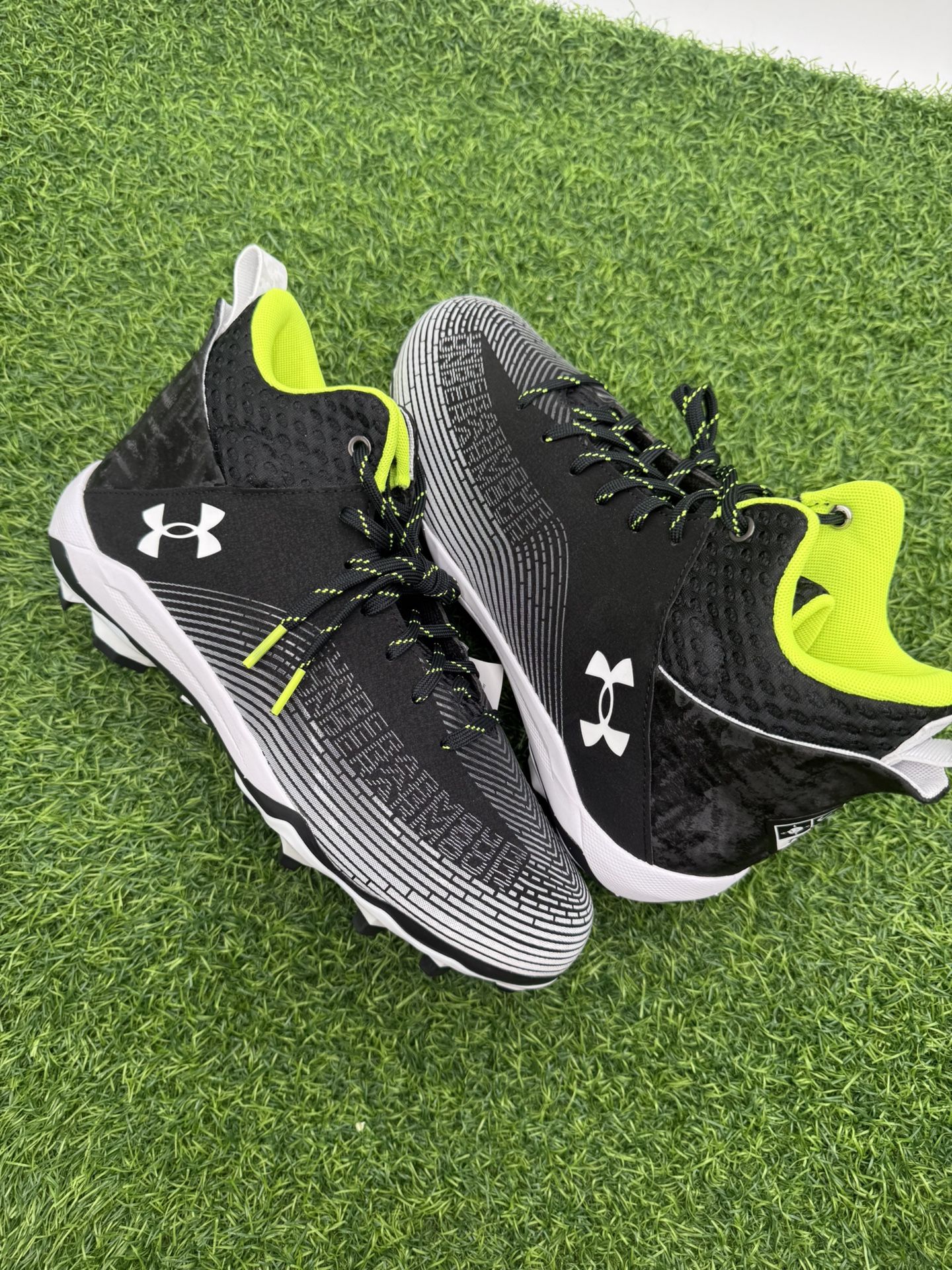 New UnderArmor Football Cleats