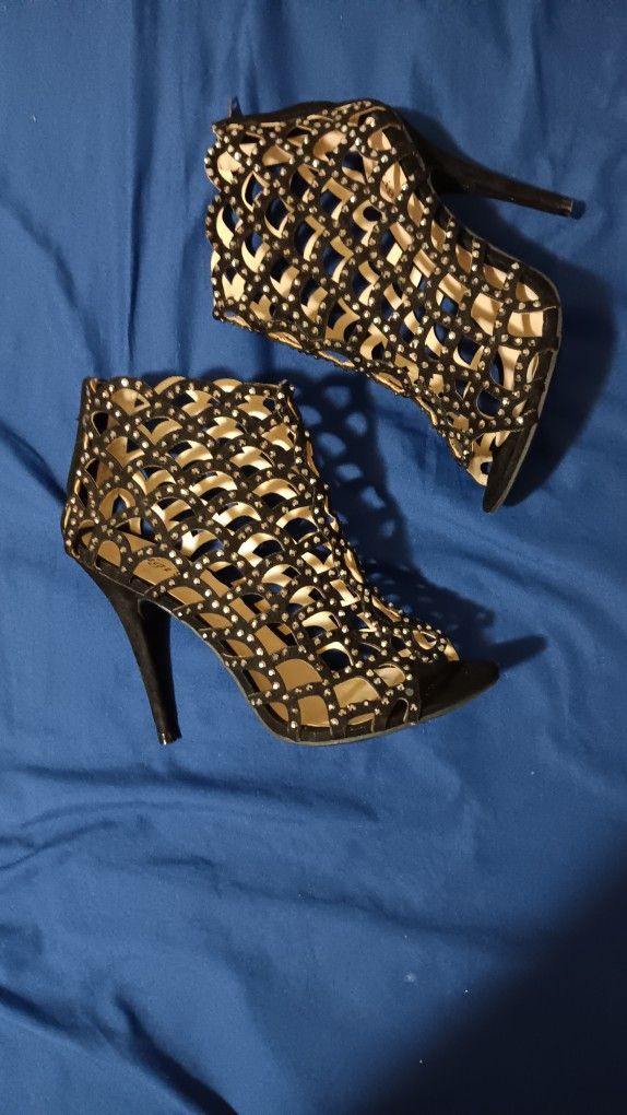 Black Stiletto Bootie