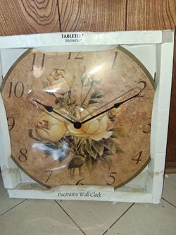 Tabletop Memories Decorative Wall Clock
