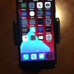 Quality  Used iPhone 7-32GB - Unlocked 