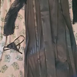 Women's Lace And Satin Robe And Panties 