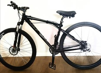 Black GT Avalanche 29" Bike