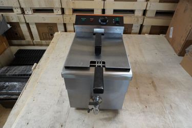NEW Induction Fryer 13.7 QT with Drain & Temperature Controller, Electric Deep Fryer with Basket and Lid 13 L Large Countertop Fryer