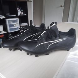 PUMA  ULTRA 5 PLAY