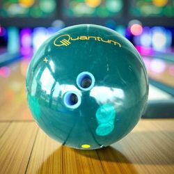 13.6 lb Green Quantum Bowling Ball