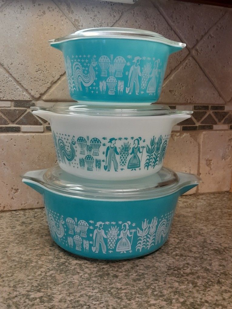 Vintage PYREX Amish Butterprint Blue White 475, 474, 473 Casserole Dish Set With Lids