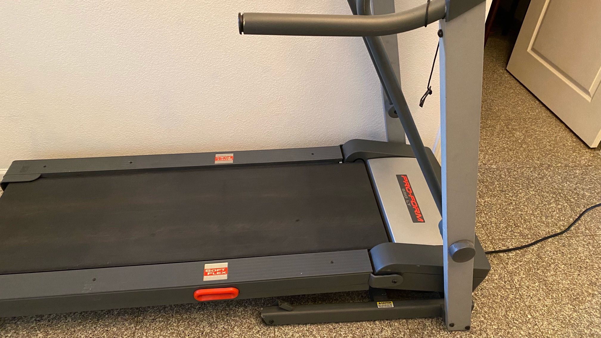 Pro-Form 590 LT Treadmill - Excellent Condition