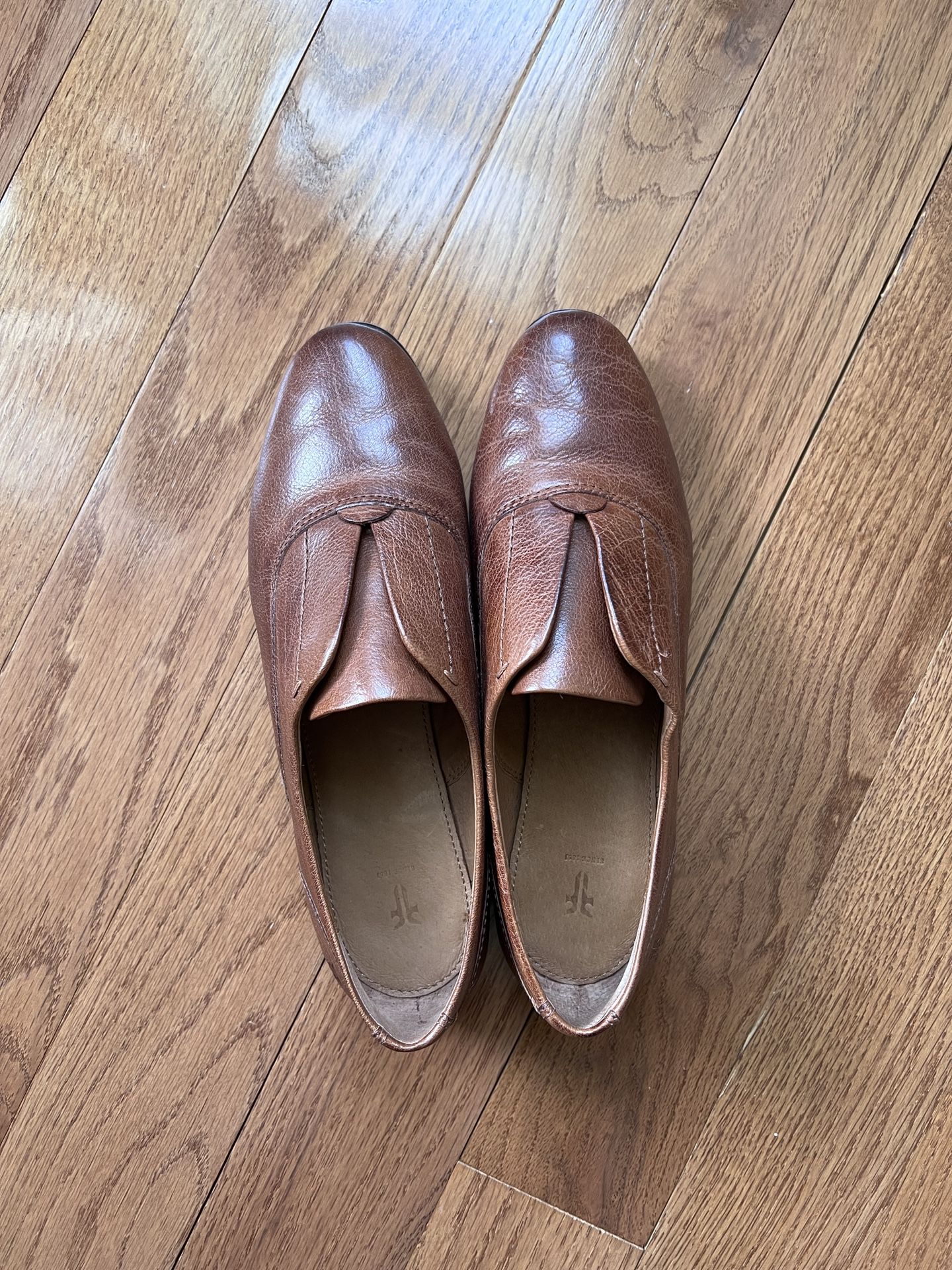 FRYE Women's Terri Slip On Shoe, Cognac, Size7