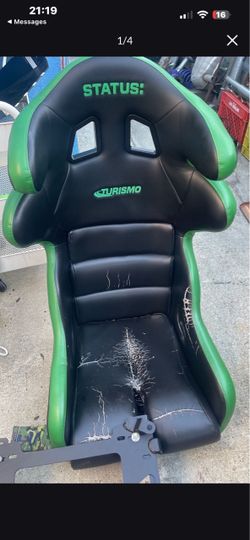 Racing seat