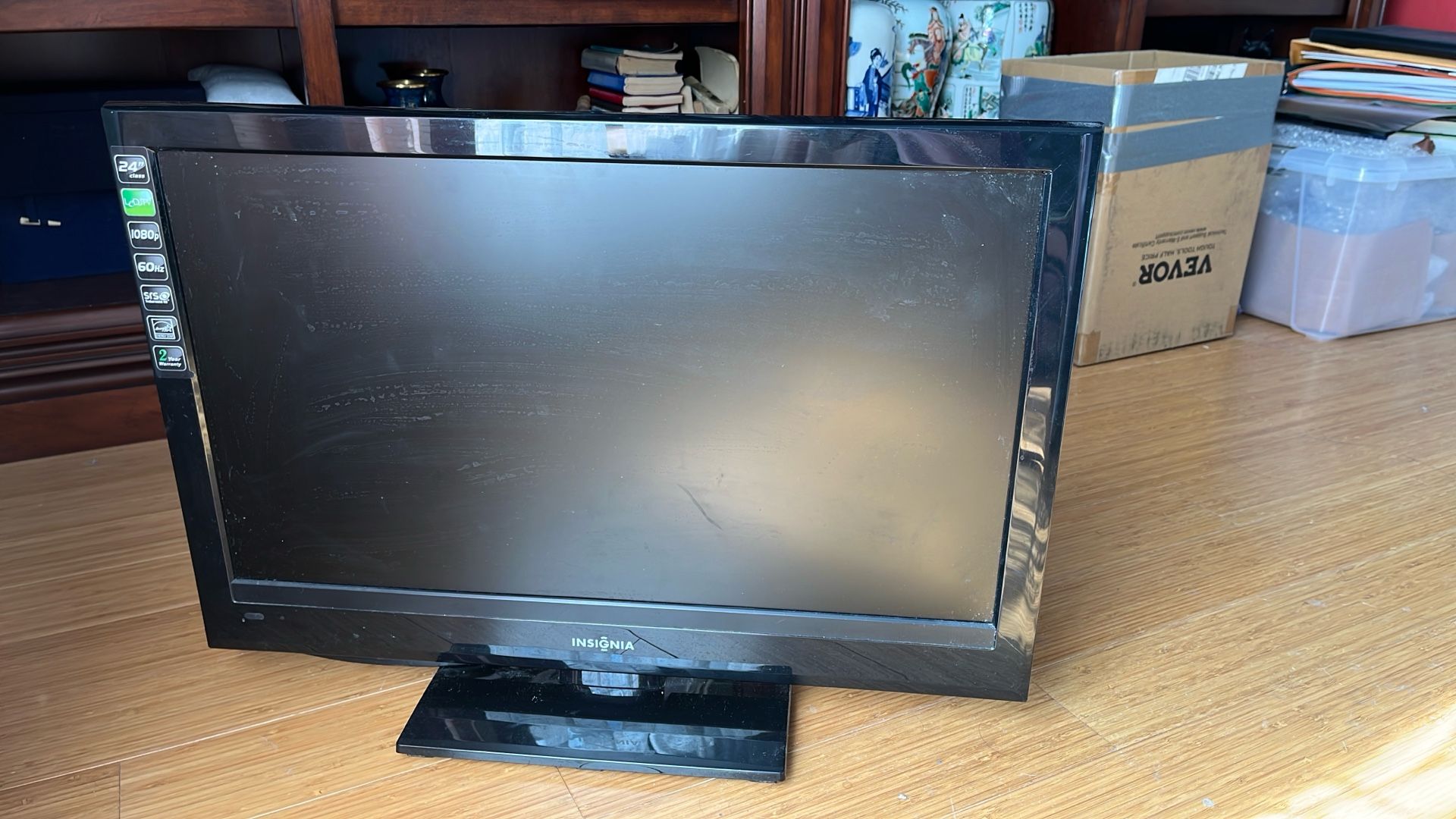 24” LED  TV 1080p  60Hz