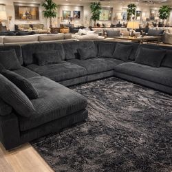 🛋️NEW!! Oversized Corduroy Sectional Sofa STILL IN BOX 📦 