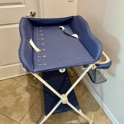 INFANS Folding Diaper Station, adjustable height 