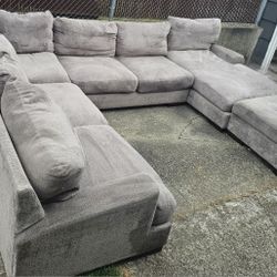 Large Sectional Couch With Ottoman