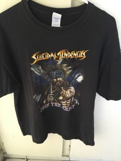 Used Suicidal Tendencies shirt (Large)