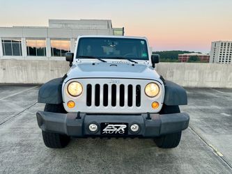 2013 Jeep Wrangler Unlimited sport