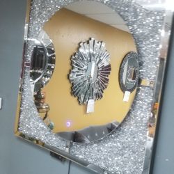 🥏GLASS WALL MIRROR WITH LED LIGHTS 