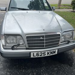 1994 Mercedes-Benz E250 Limo