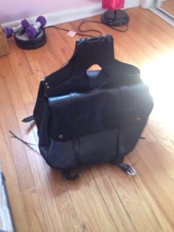 Motorcycle saddle bag leather