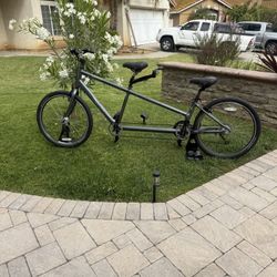 New Trek T900 Alpha Silver Aluminum Tandem Bicycle