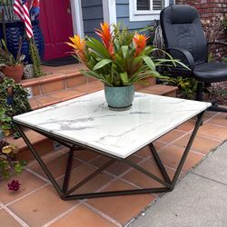 Marbel top coffe table