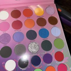 Avani Gregg Palette 