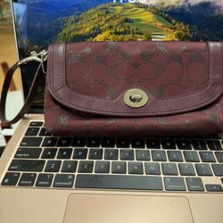 Like New Coach  Wristlet  In Signature Fabric, Trimmed With Leather