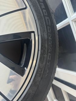 Tire size  225/55ZR19 103Y 275/45ZR19 108Y  Rim size  8JX19 ET50  10Jx19 ET47