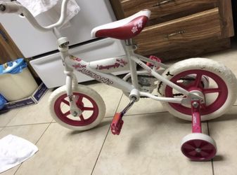 Girls bike