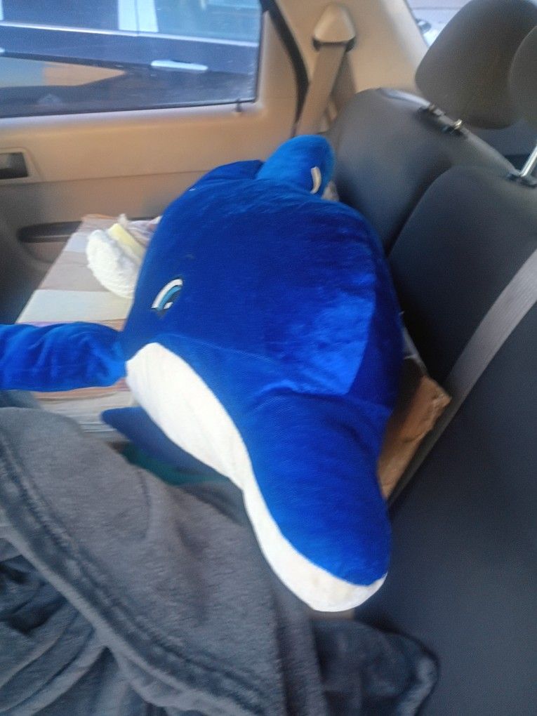 Dolphin Toy Come With The Box Of Troys 