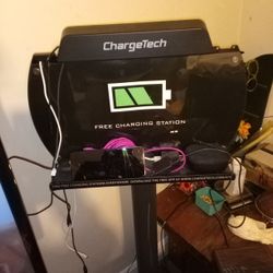 Charge Tech Station 
