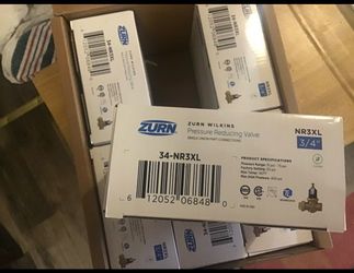 ZURN WILKINS 34-500XLYSBR Water Pressure Reducing Valve,3/4 In. 45K843