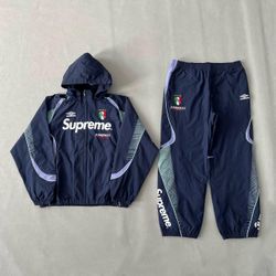 Supreme tracksuit 