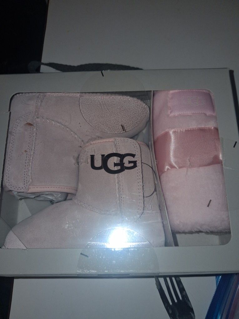 Ugg