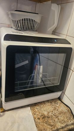 Portable dishwasher