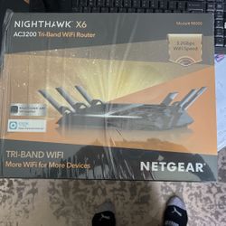 Netgear Nighthawk AC3200 Tri-band Router