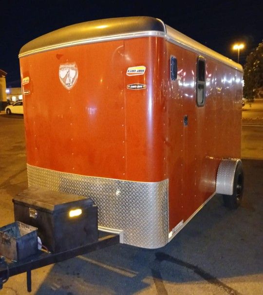 Trailer And RV Ready ! Perfect Opportunity For Business!