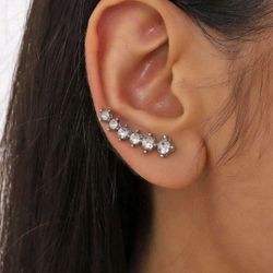 Elegant Gemstone Ear Crawler