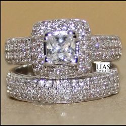 New 18k White Gold Wedding Ring Set 